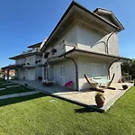 Al Glicine Proprieta Villa