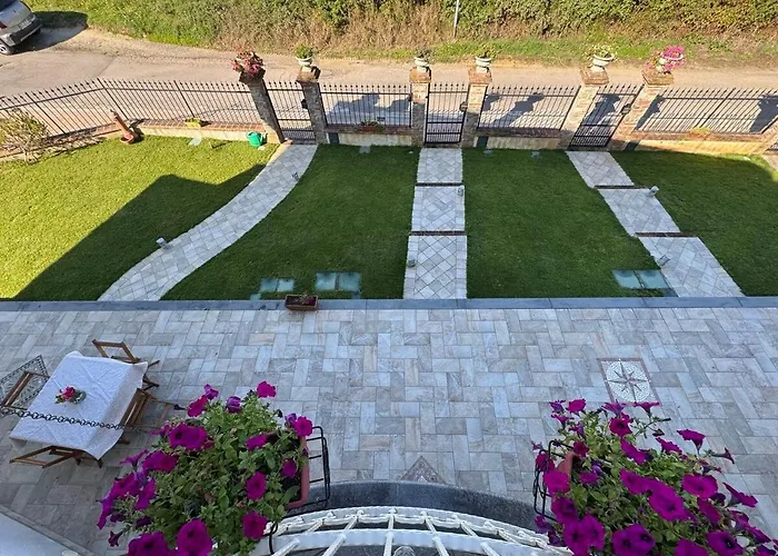 Al Glicine Proprieta 빌라